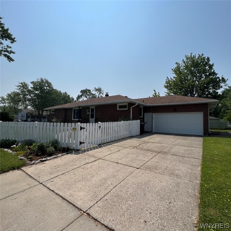 125 Ebling Avenue
