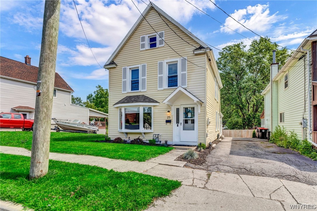 25 North Aurora Street