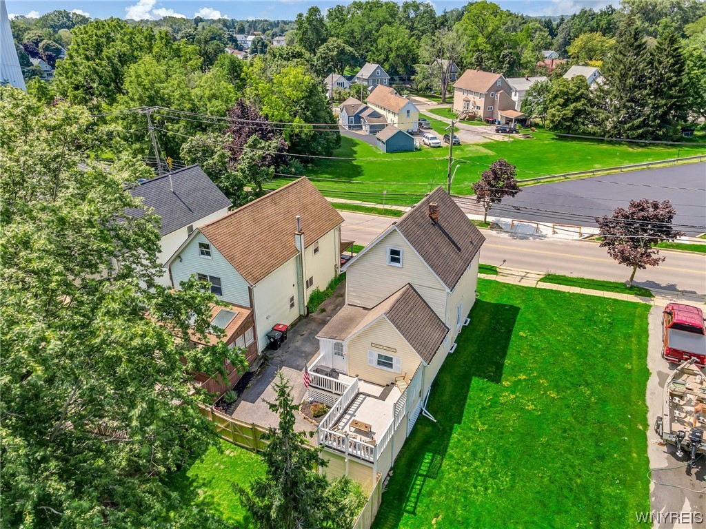 25 North Aurora Street