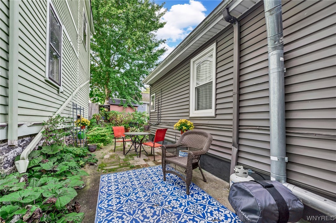 60 Ketchum Place