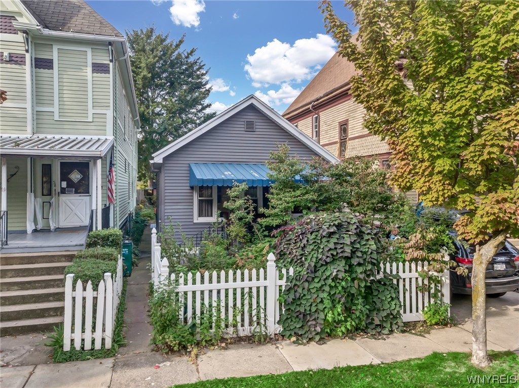 60 Ketchum Place