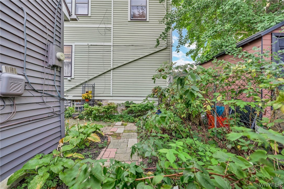 60 Ketchum Place