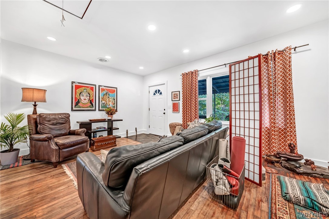 60 Ketchum Place