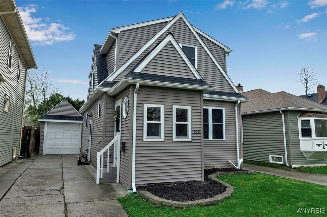 328 Tremont Avenue