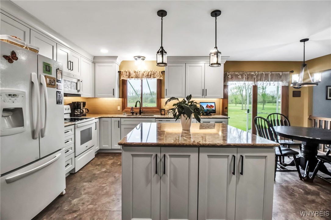 5263 Oakwood Drive