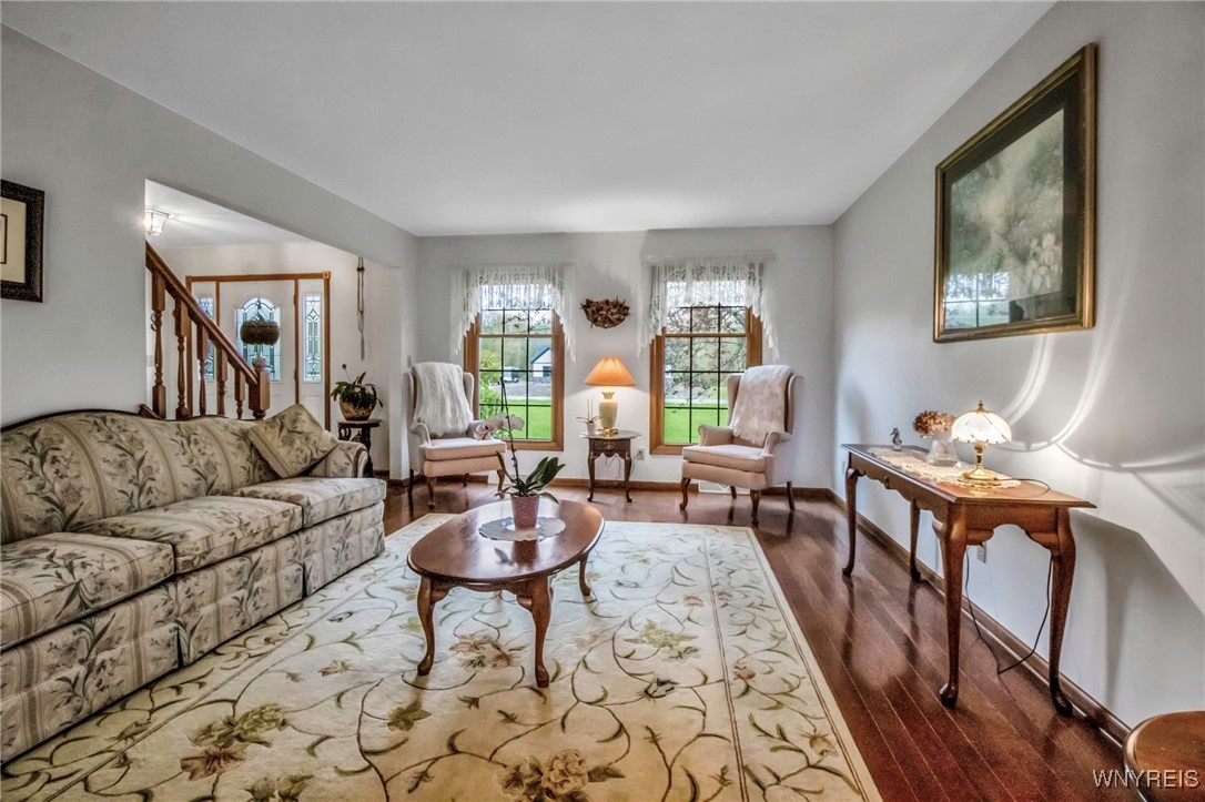 5263 Oakwood Drive