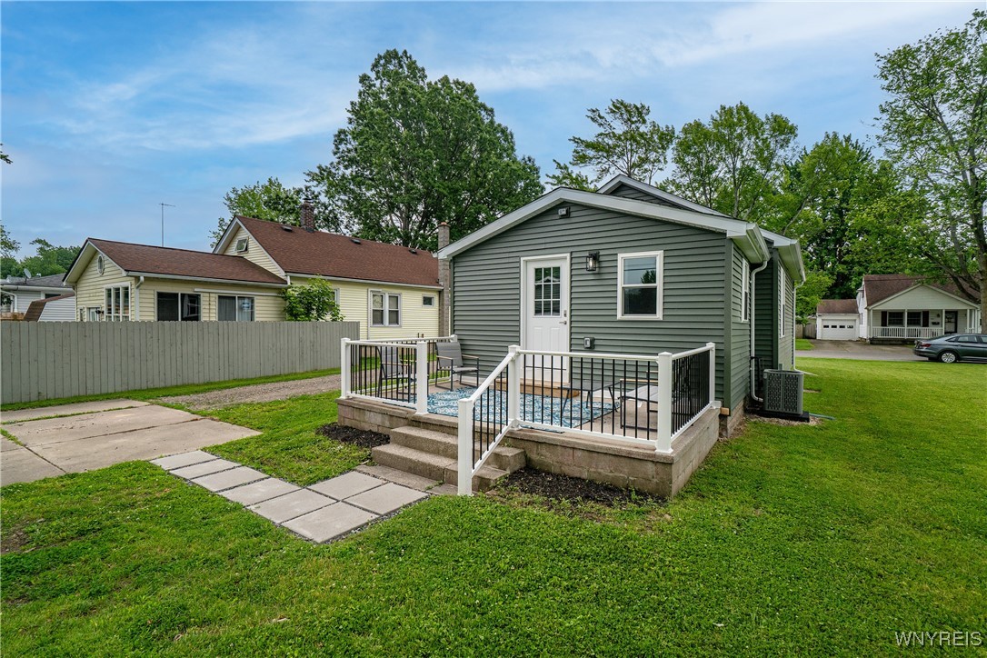 365 Oakdale Drive