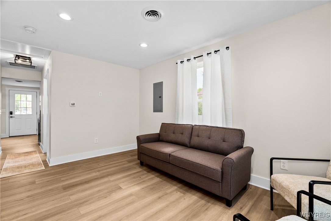 365 Oakdale Drive