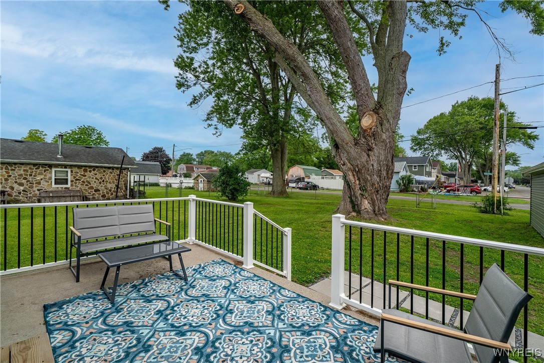 365 Oakdale Drive