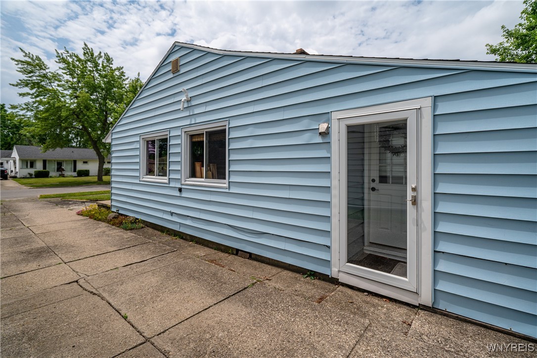 380 Dushane Drive