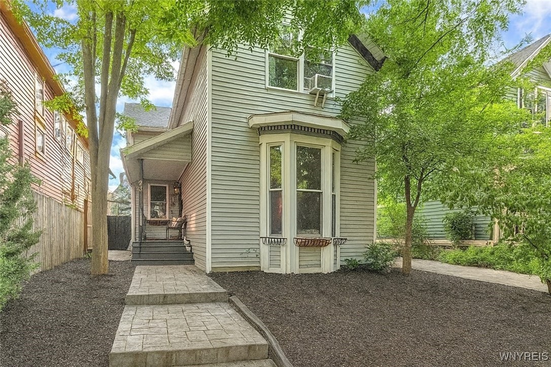 23 Plymouth Avenue