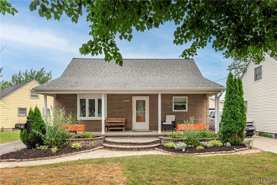 67 Nicholas Drive South