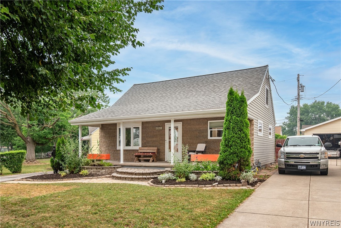 67 Nicholas Drive South