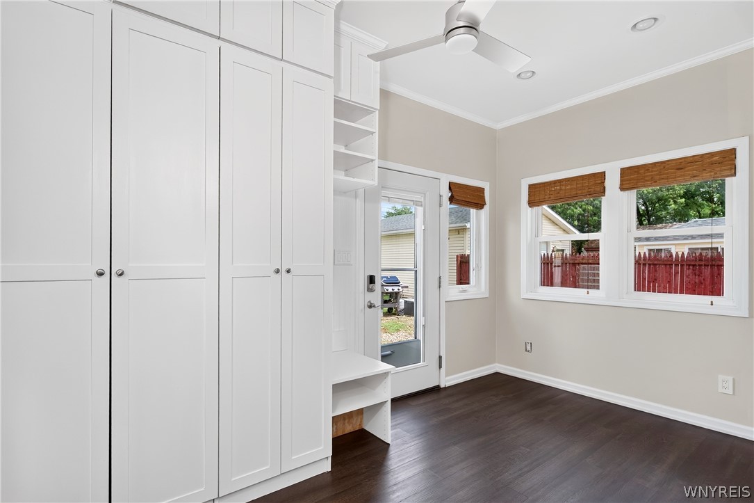 67 Nicholas Drive South