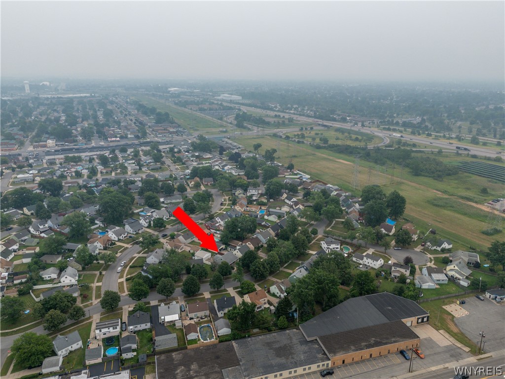 67 Nicholas Drive South