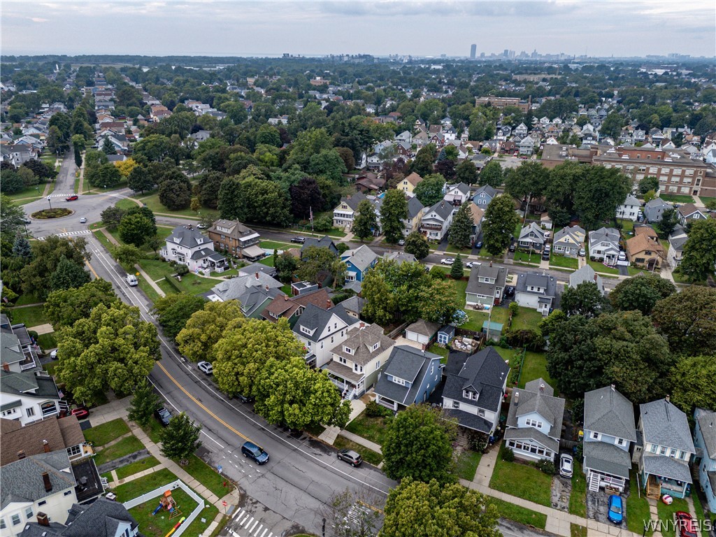 32 Red Jacket Parkway