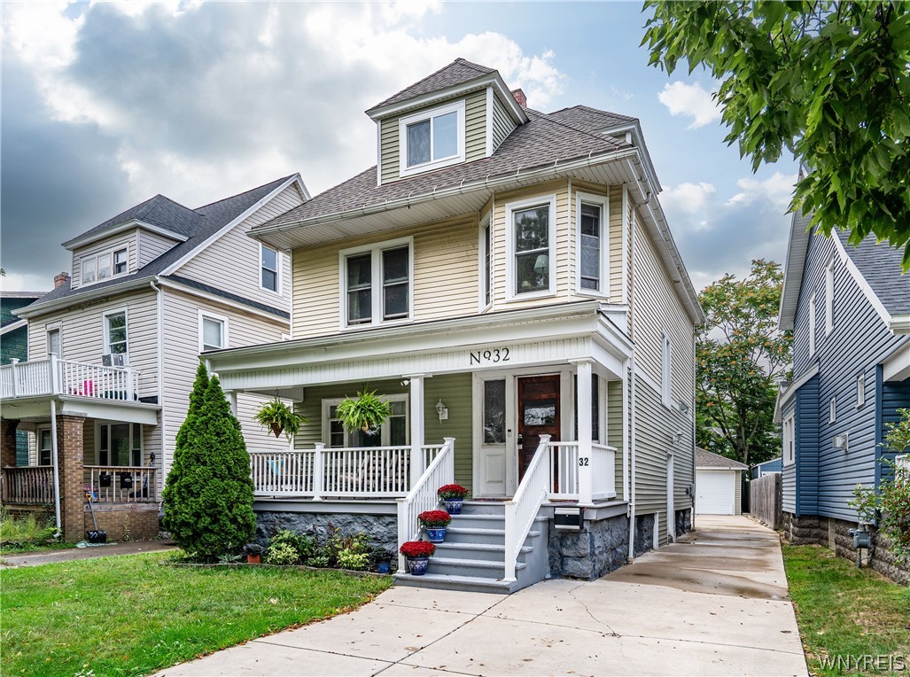 32 Red Jacket Parkway