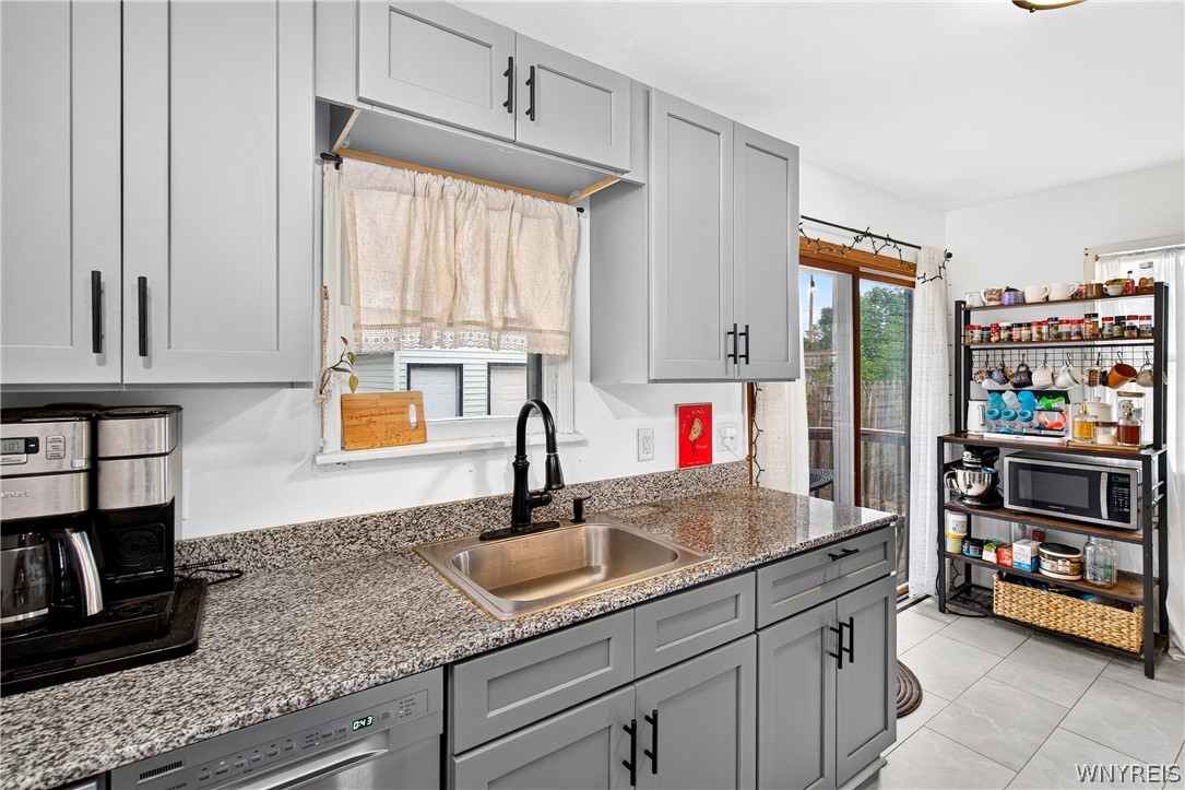 38 Old Colony Avenue