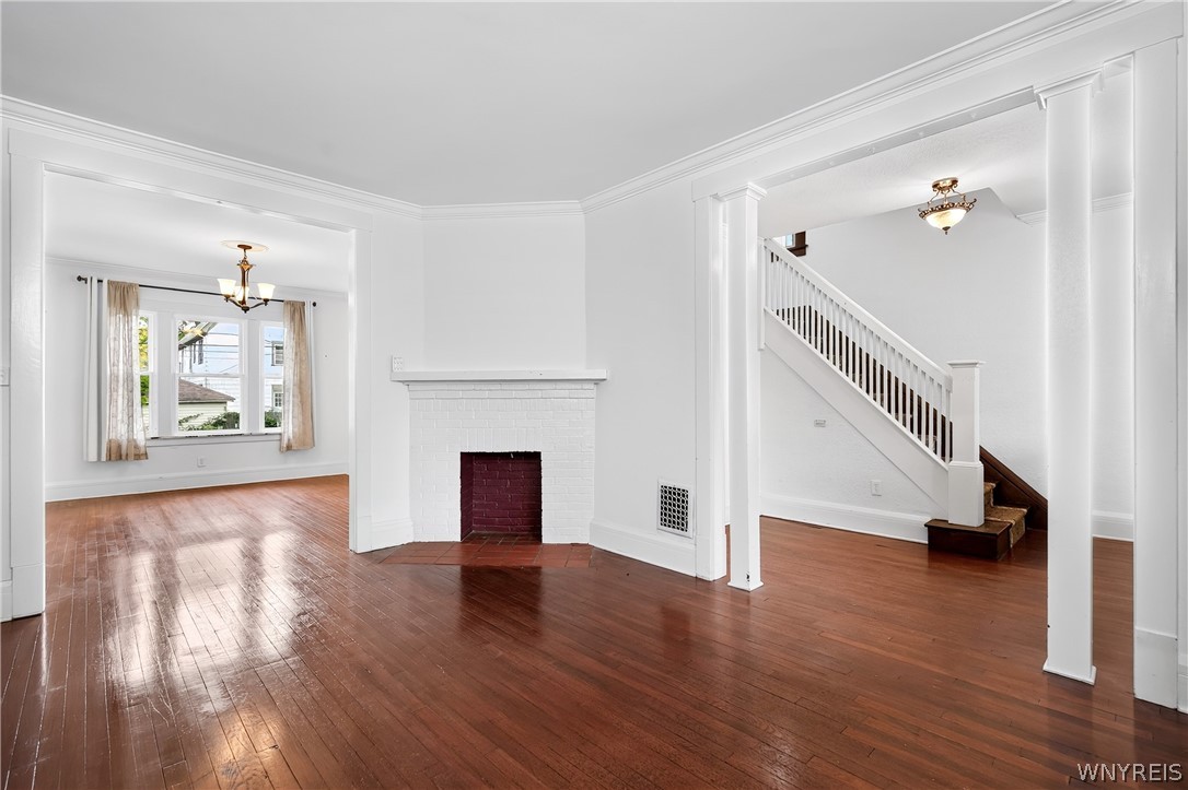 166 Woodside Avenue