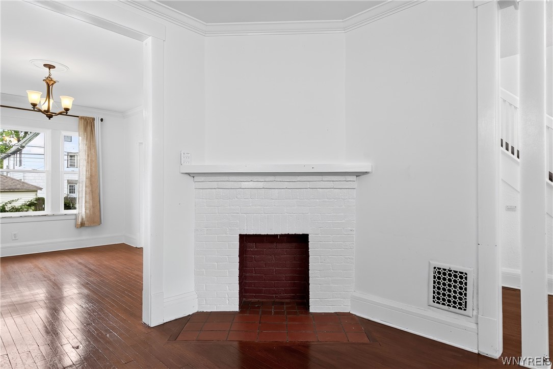 166 Woodside Avenue