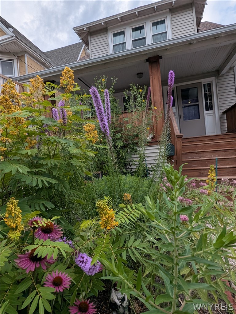 166 Woodside Avenue