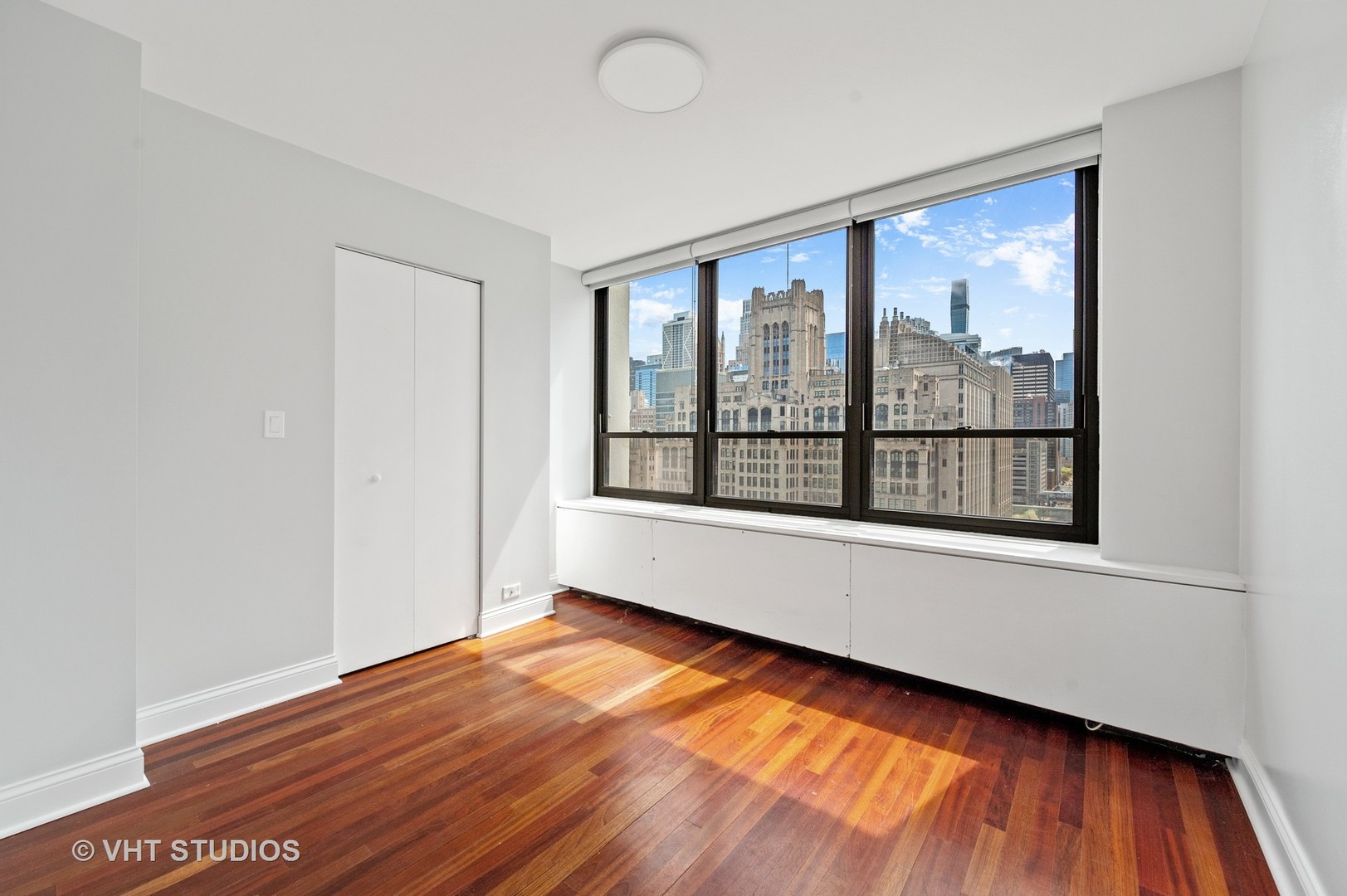 222 E Pearson Street Unit: 1604