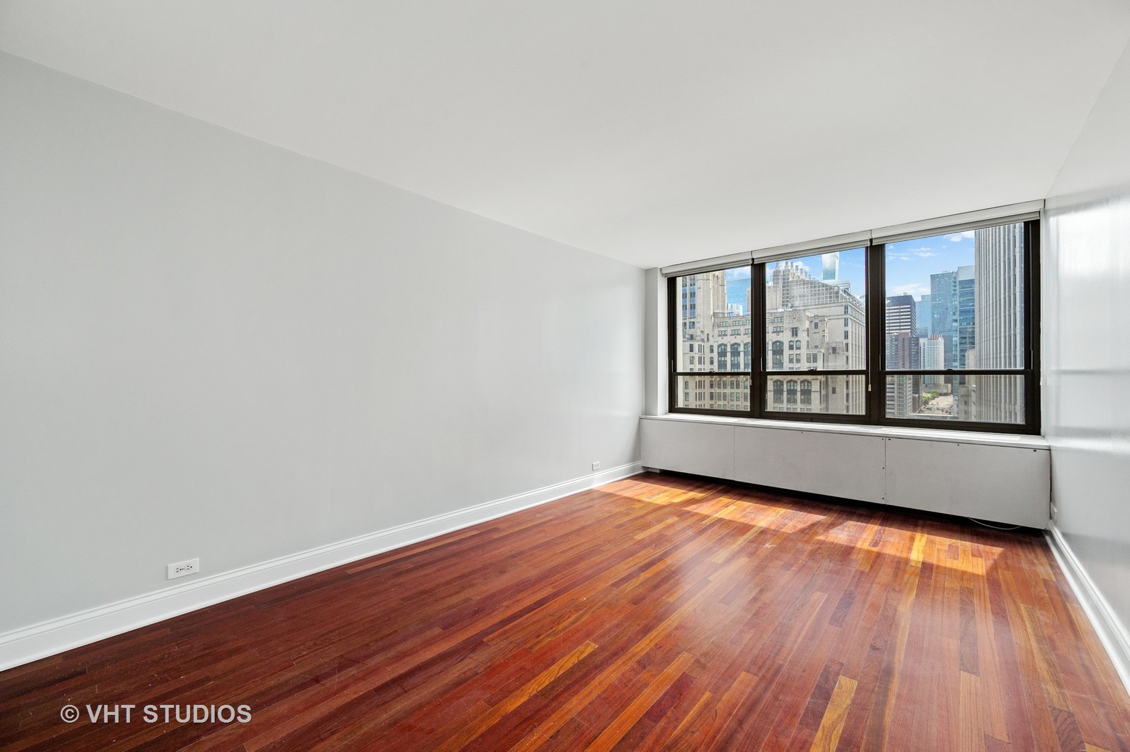 222 E Pearson Street Unit: 1604