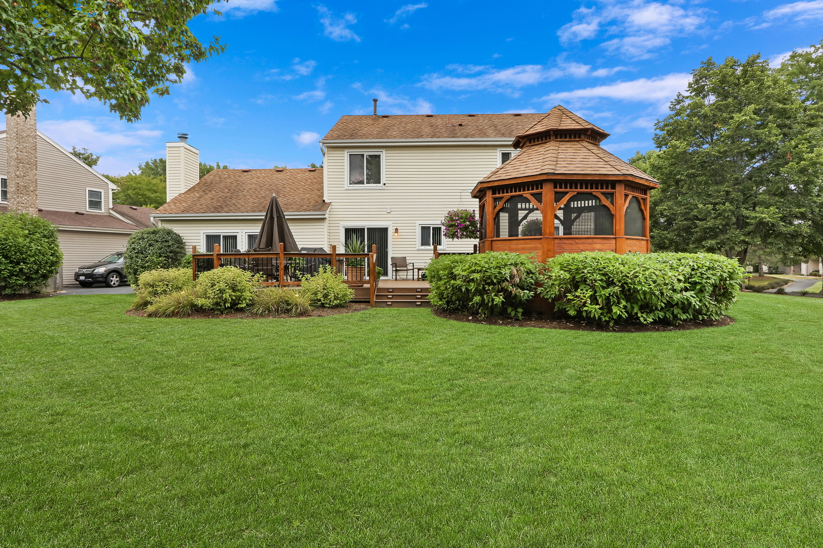 1499 Knottingham Drive