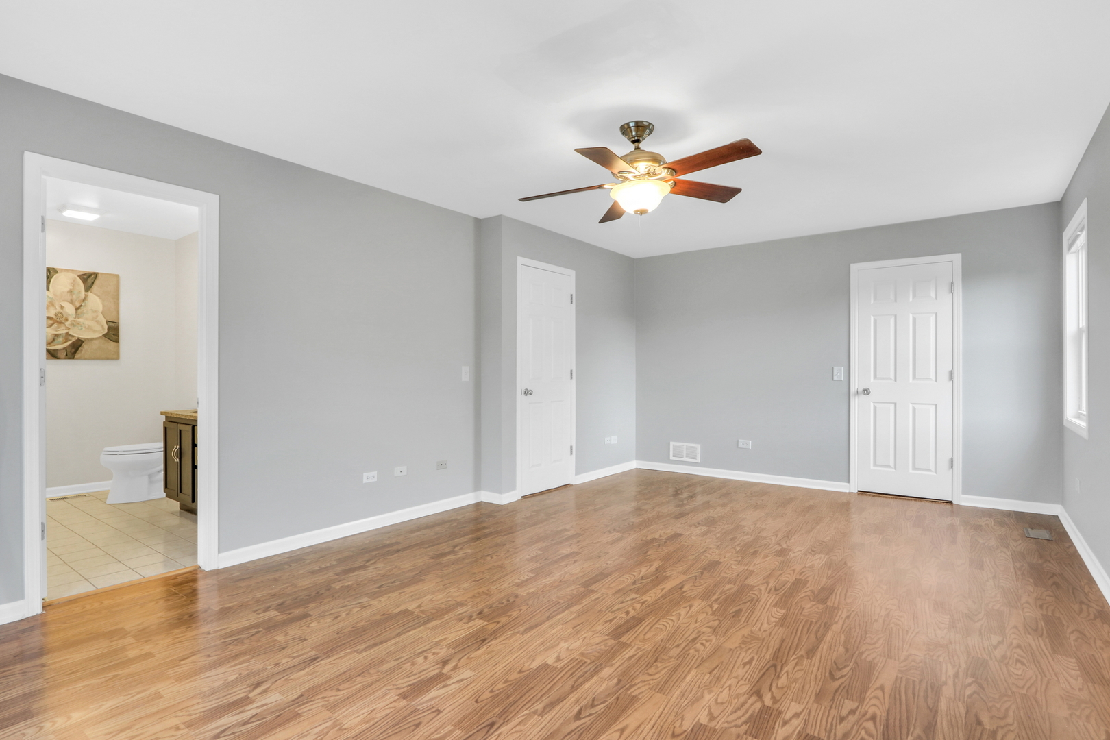 919 E Broadway Avenue