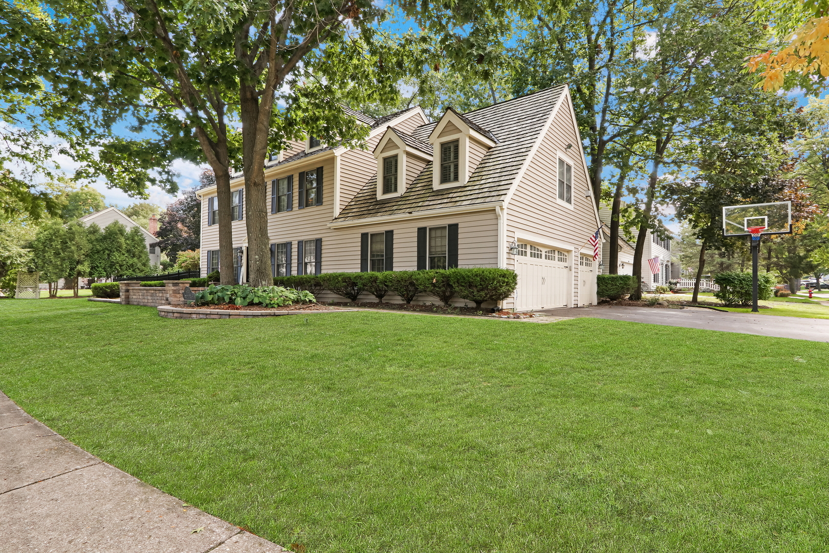 4851 Middle Road