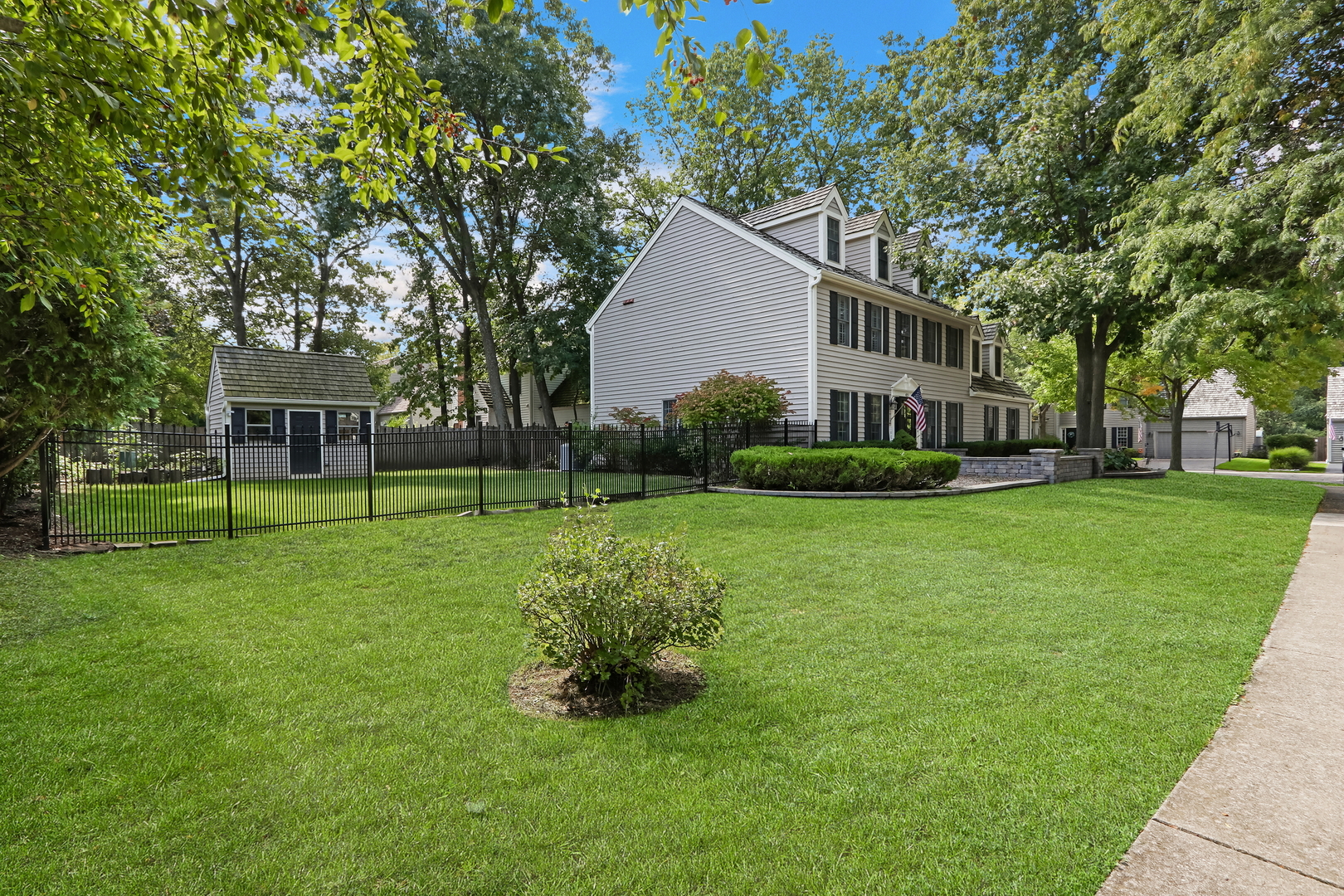 4851 Middle Road