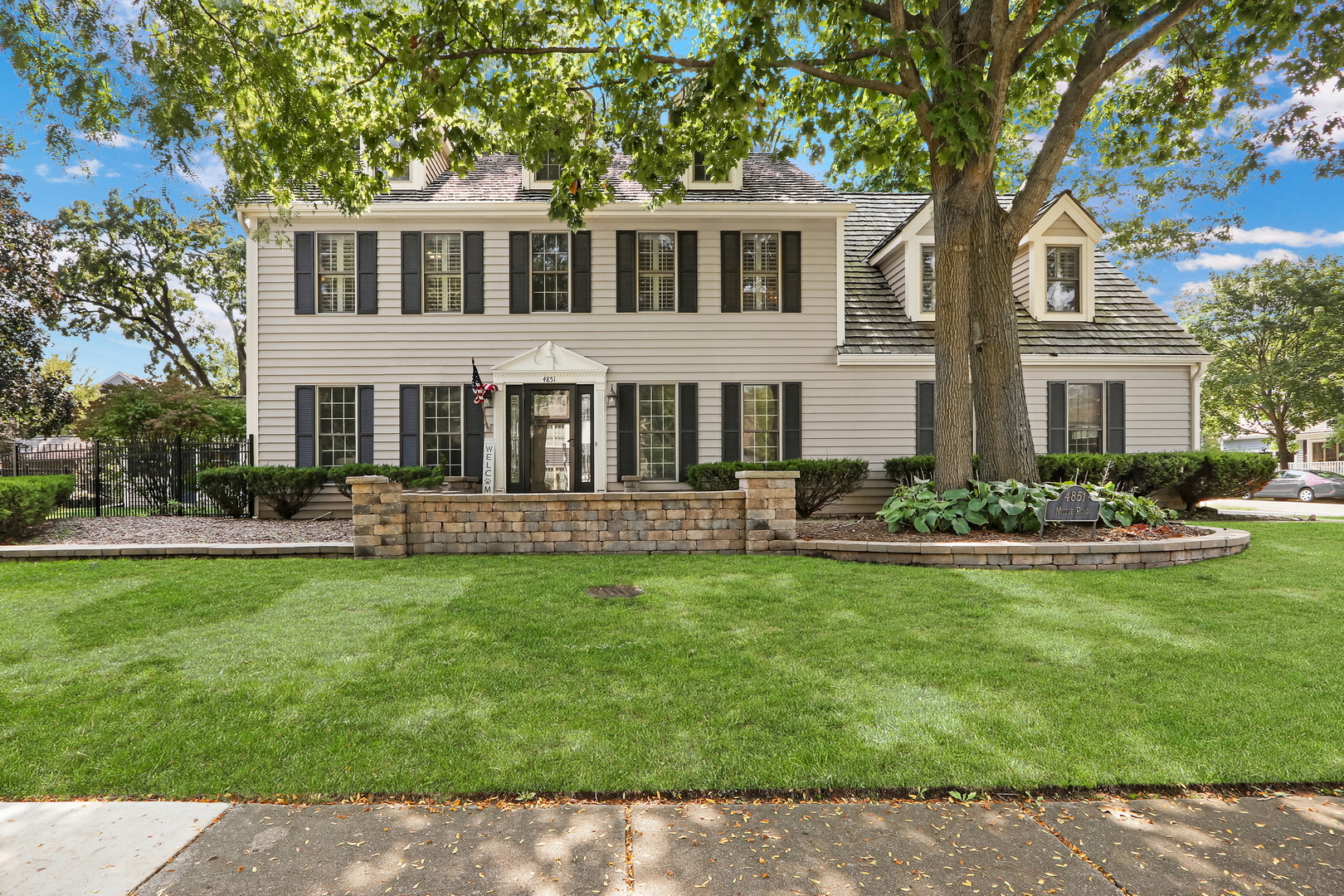 4851 Middle Road