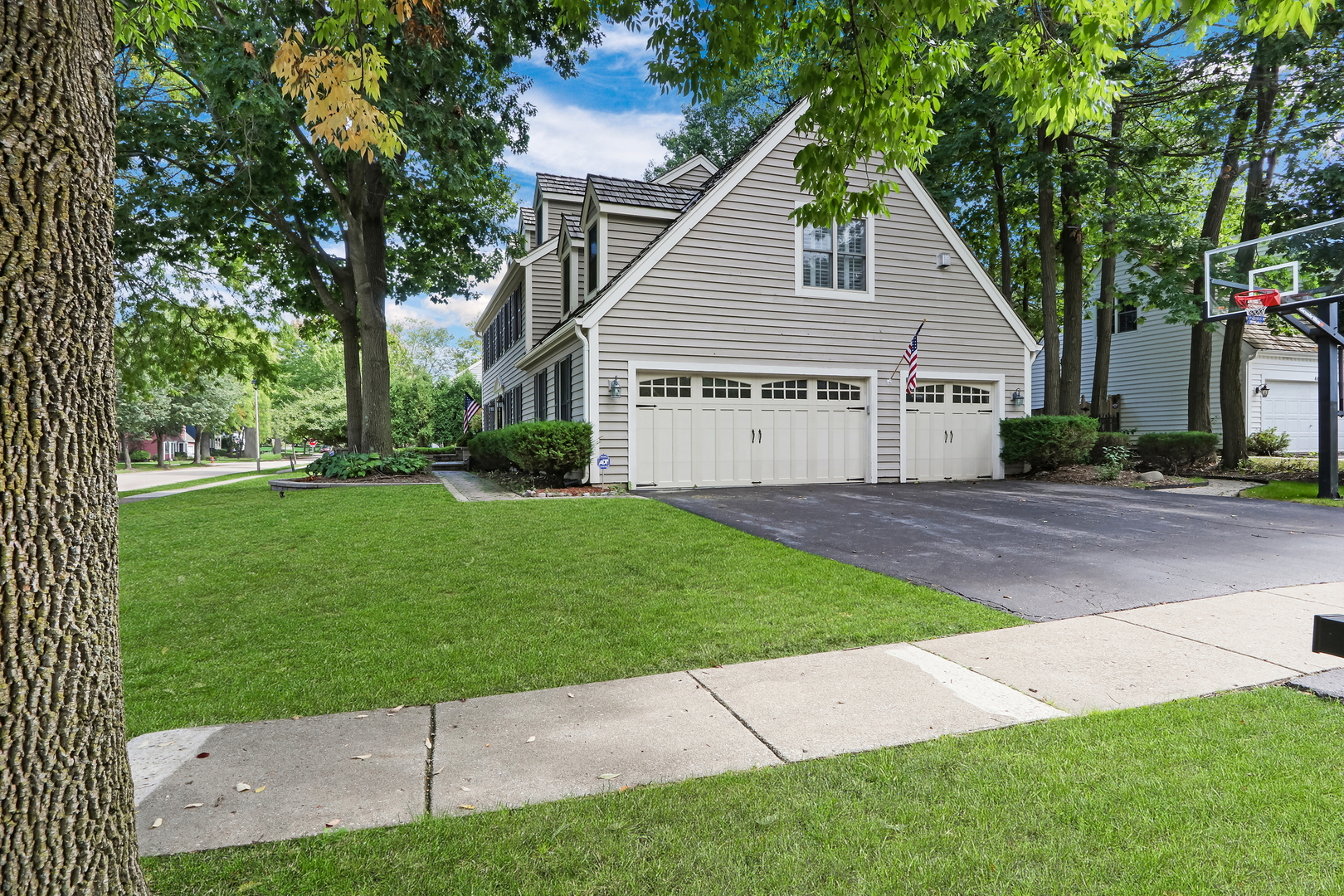 4851 Middle Road