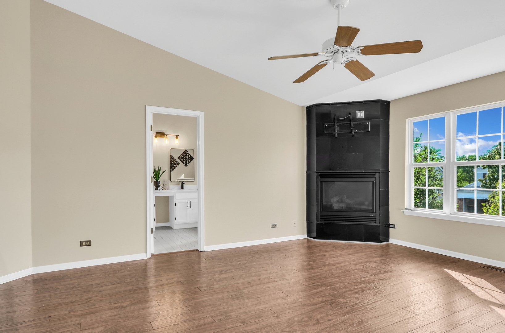 1157 Laurel Lane