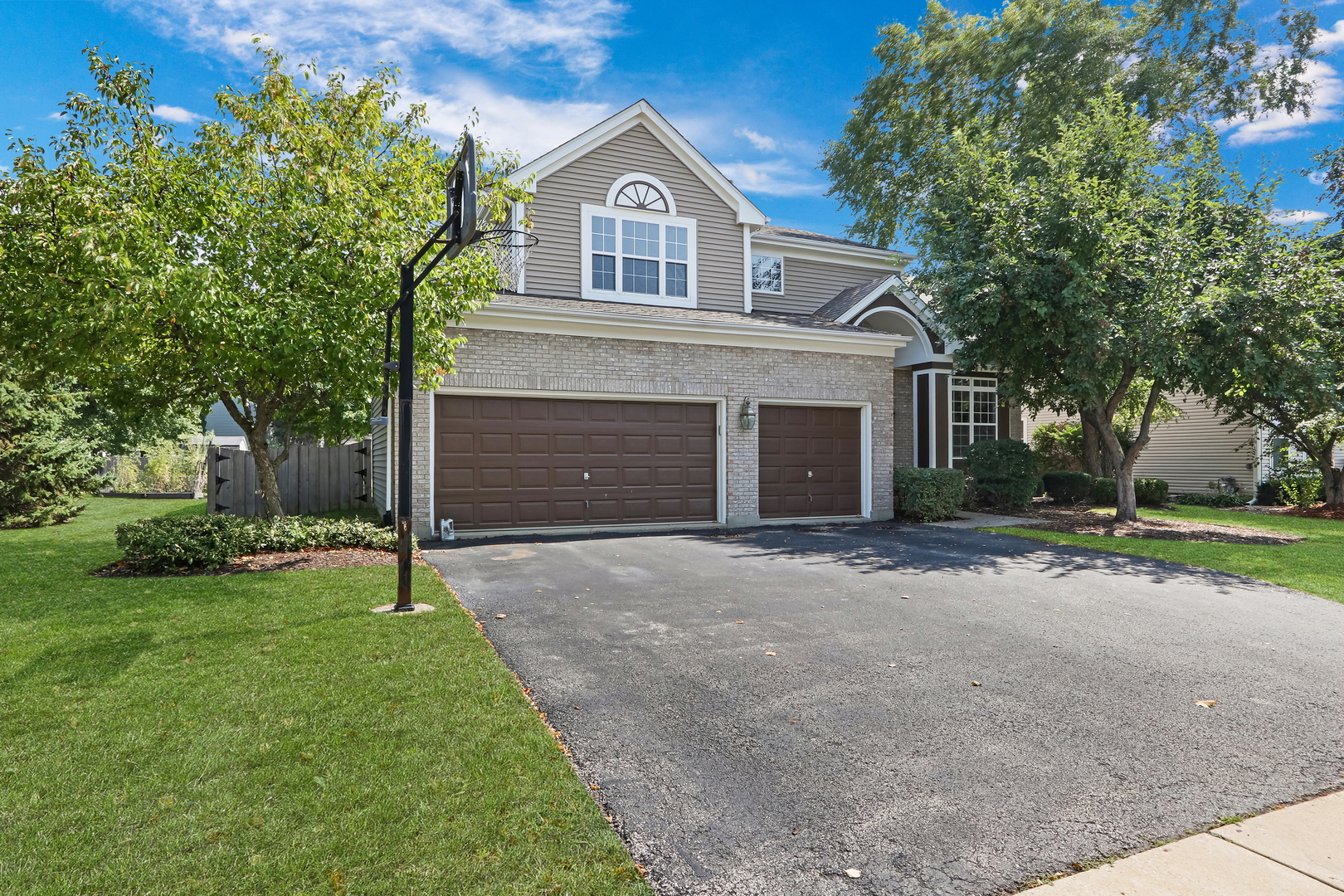 1157 Laurel Lane