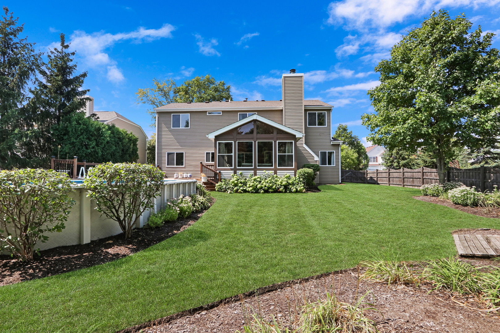 1157 Laurel Lane