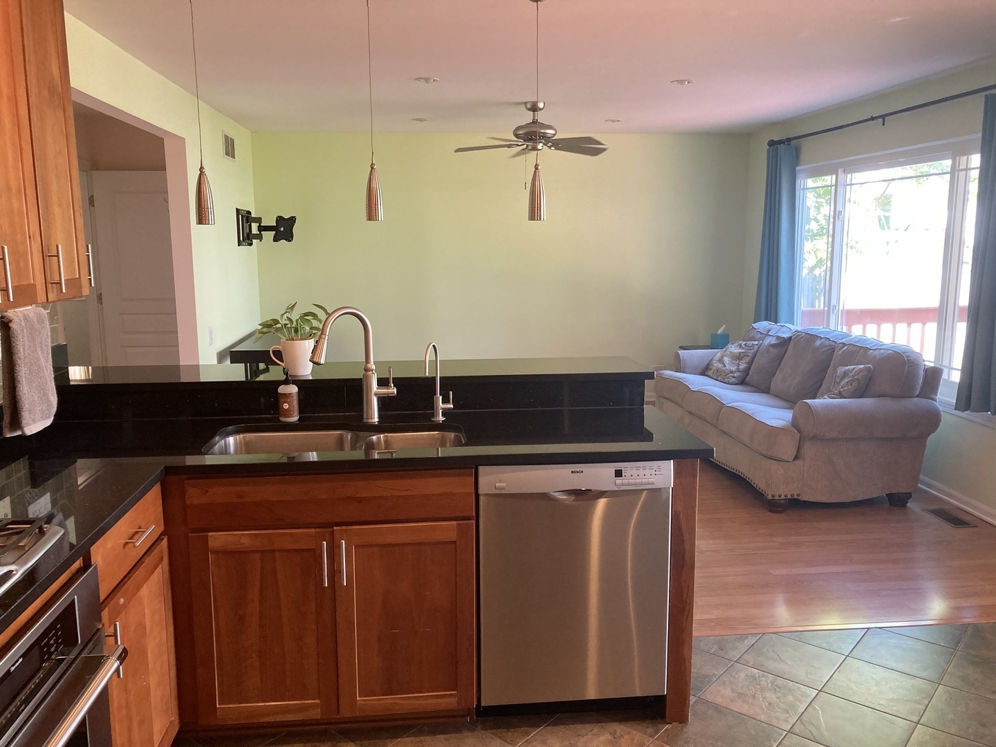 401 Cardinal Drive