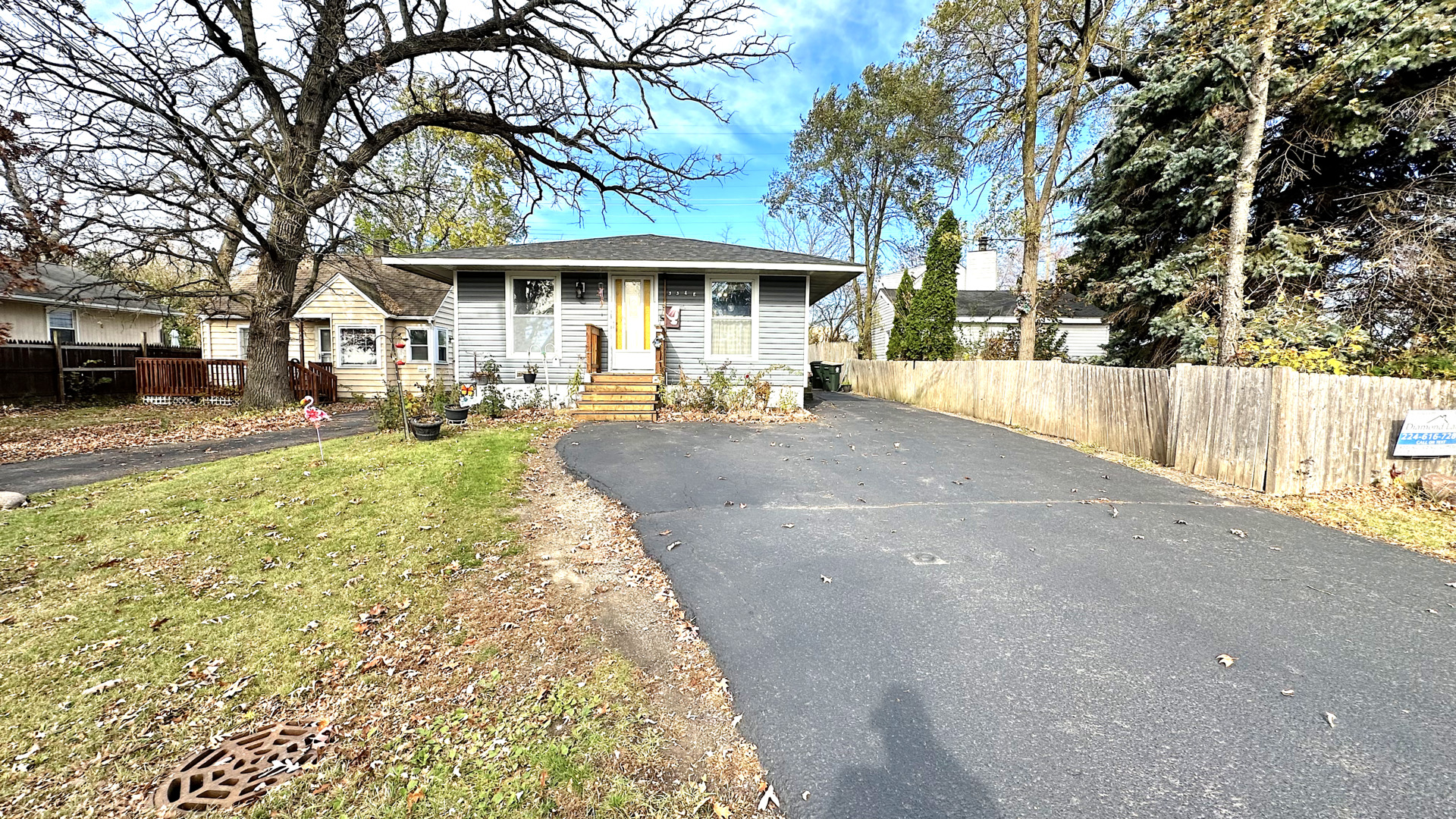 334 E CLARENDON Drive