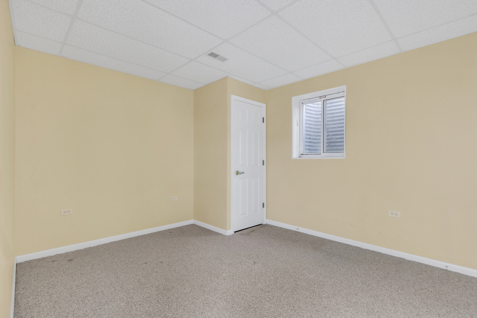 495 Old Walnut Circle