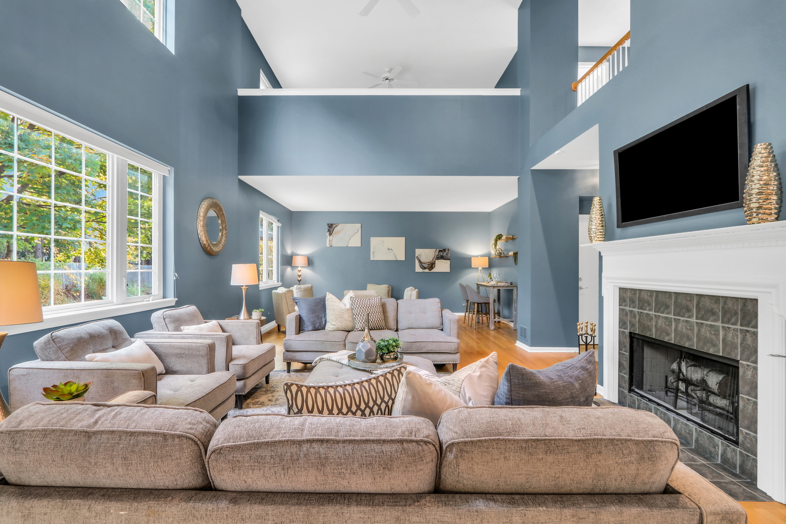495 Old Walnut Circle