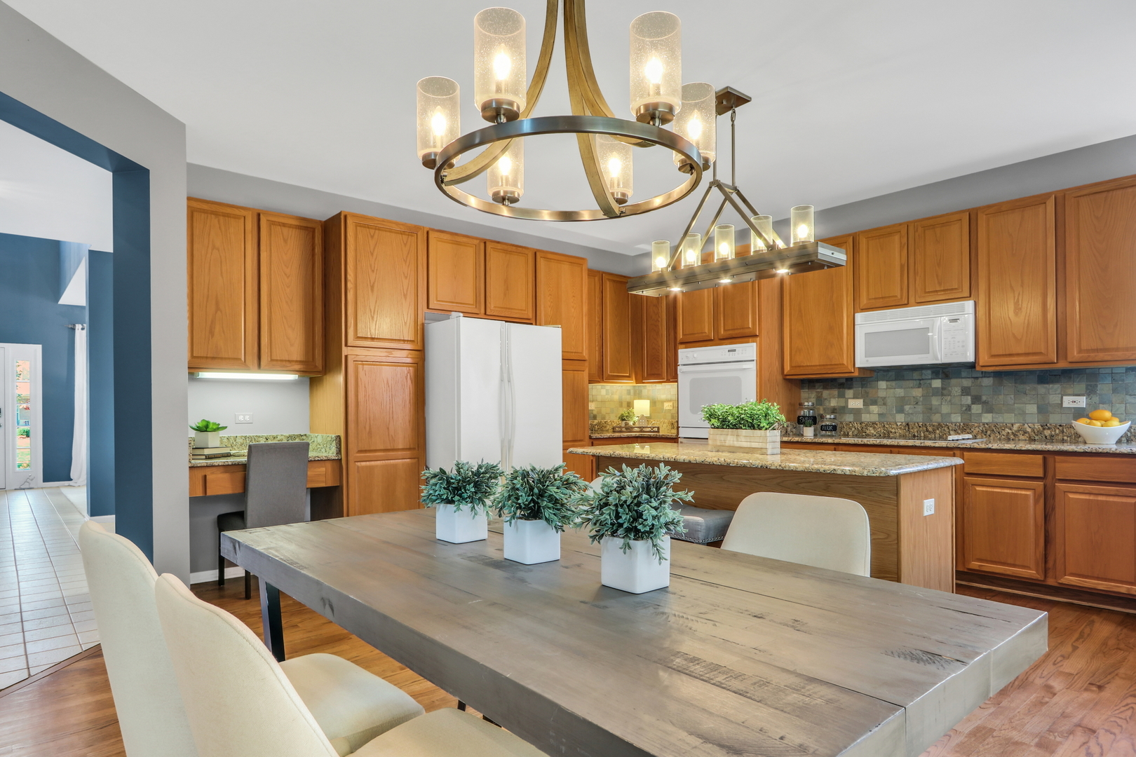495 Old Walnut Circle