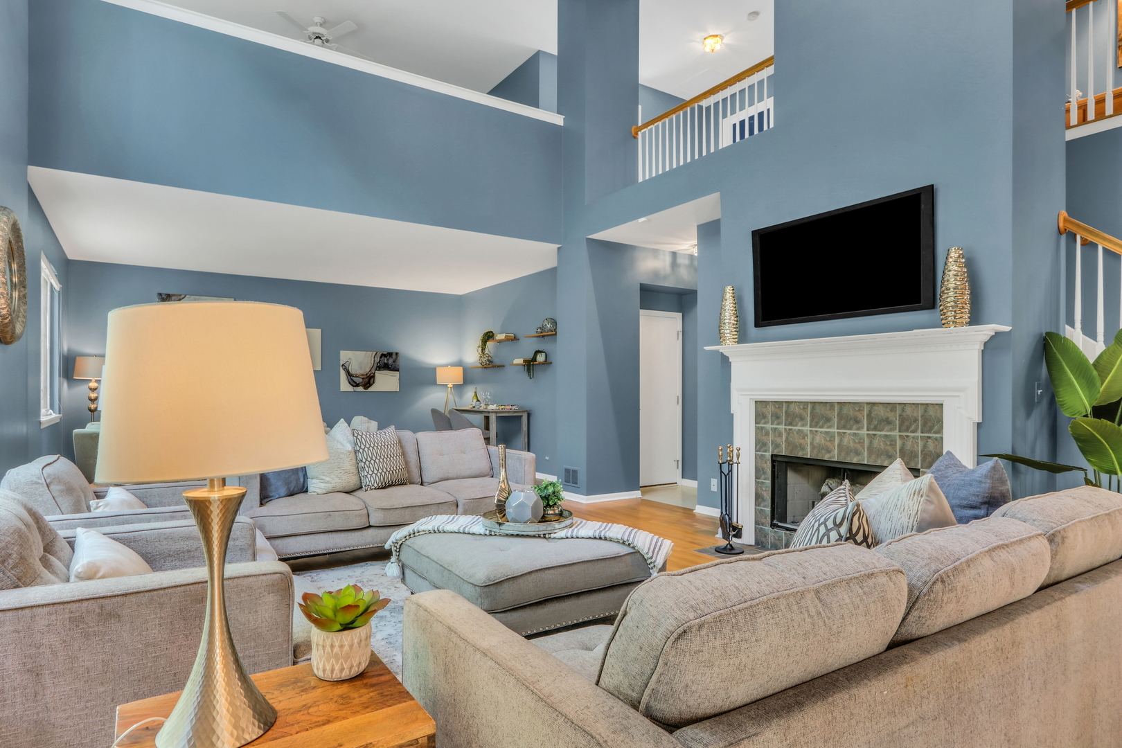 495 Old Walnut Circle