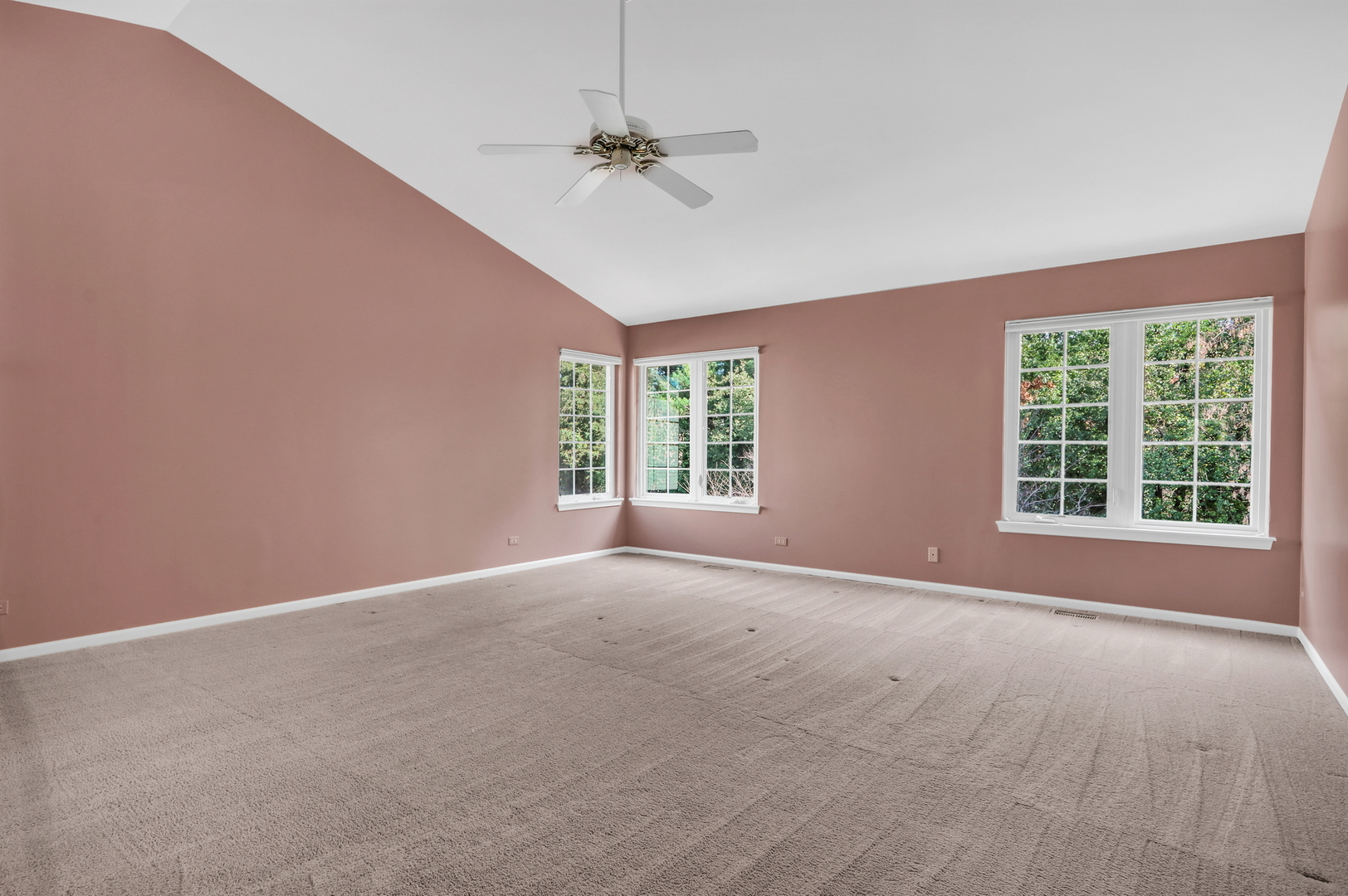 495 Old Walnut Circle