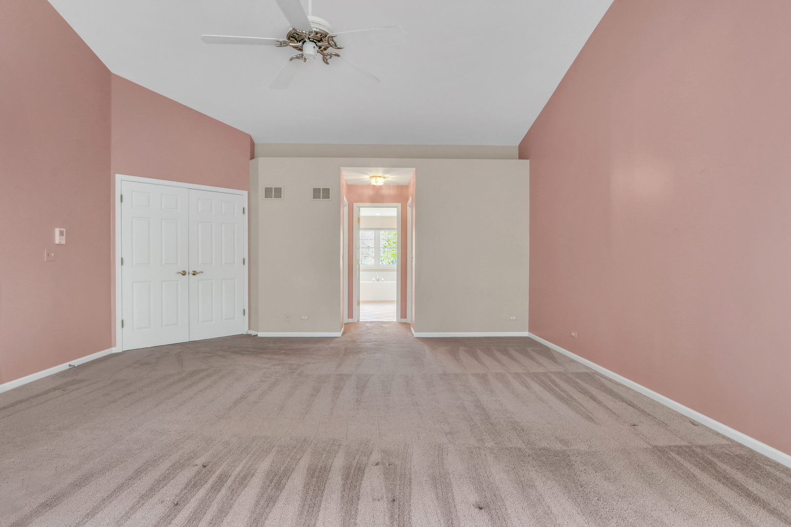 495 Old Walnut Circle