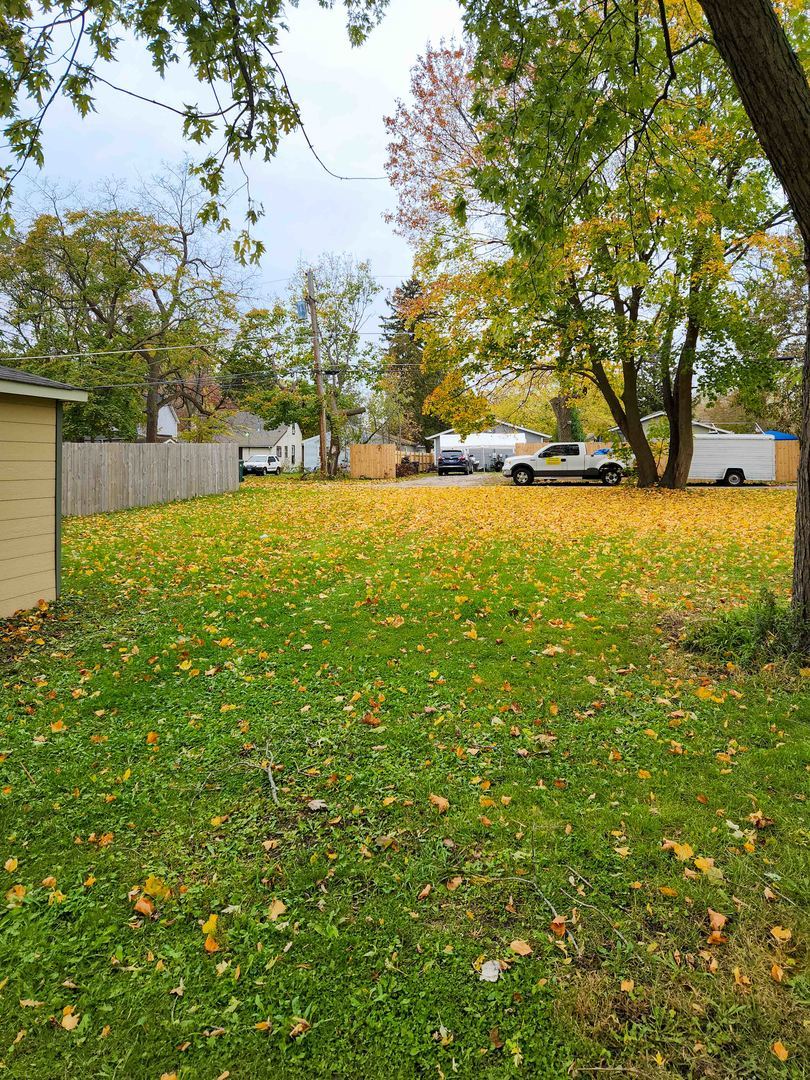 3212 EZRA Avenue
