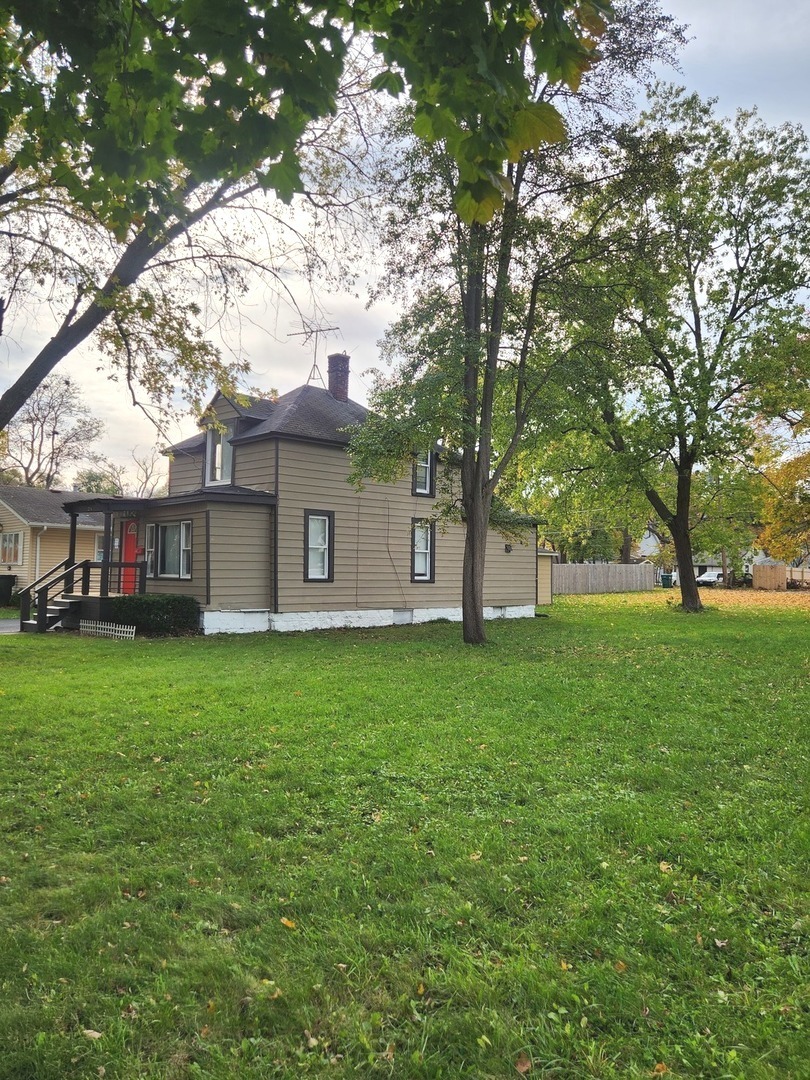 3212 EZRA Avenue