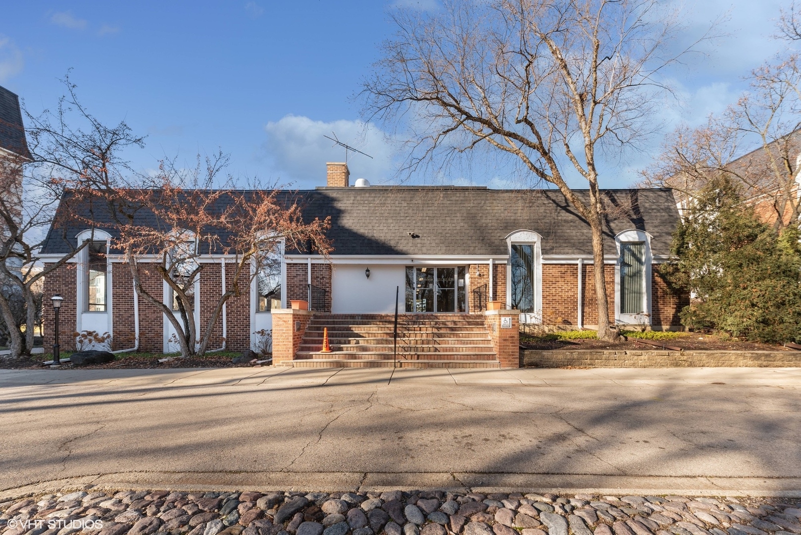 100 Lake Boulevard Unit: 638