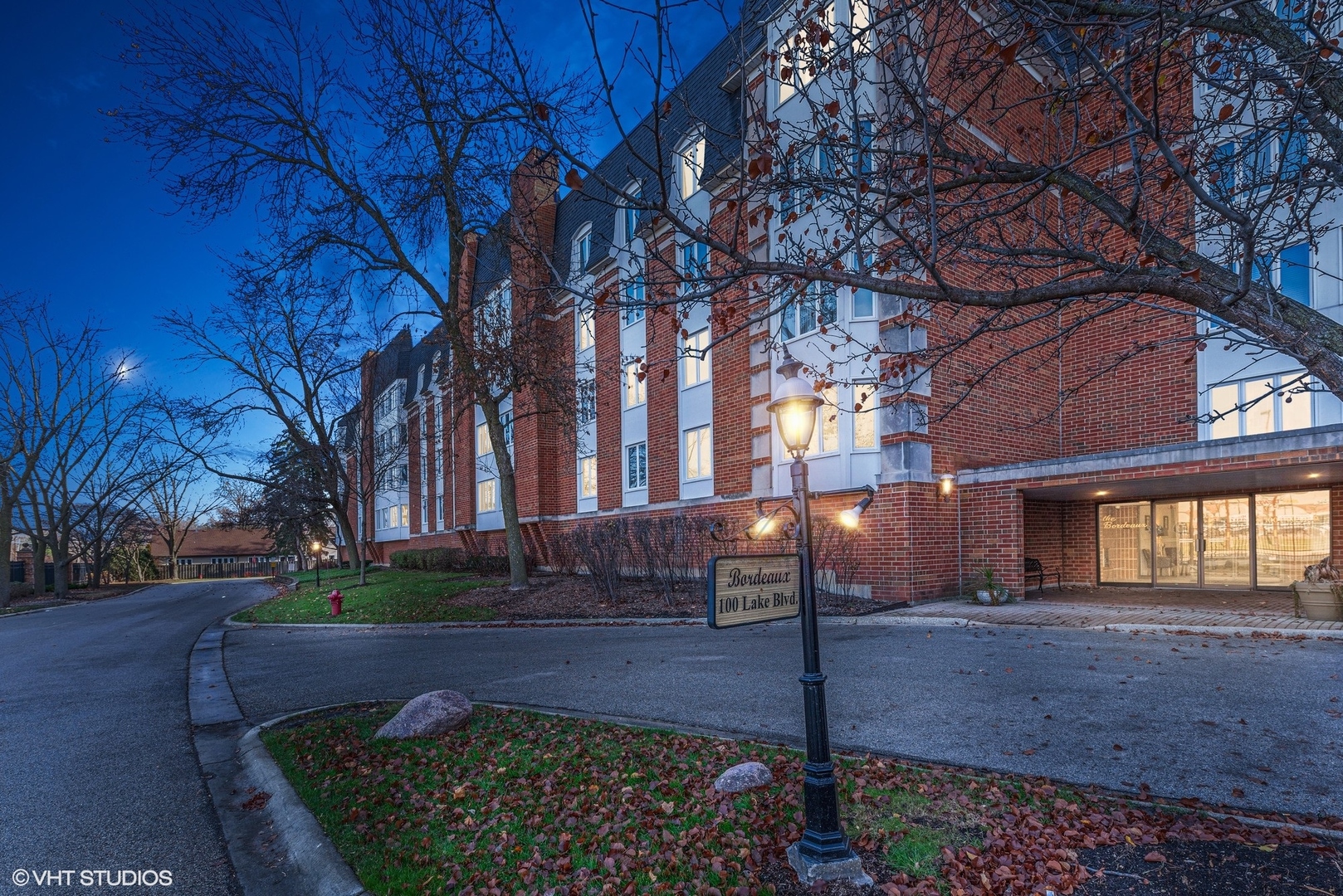 100 Lake Boulevard Unit: 638