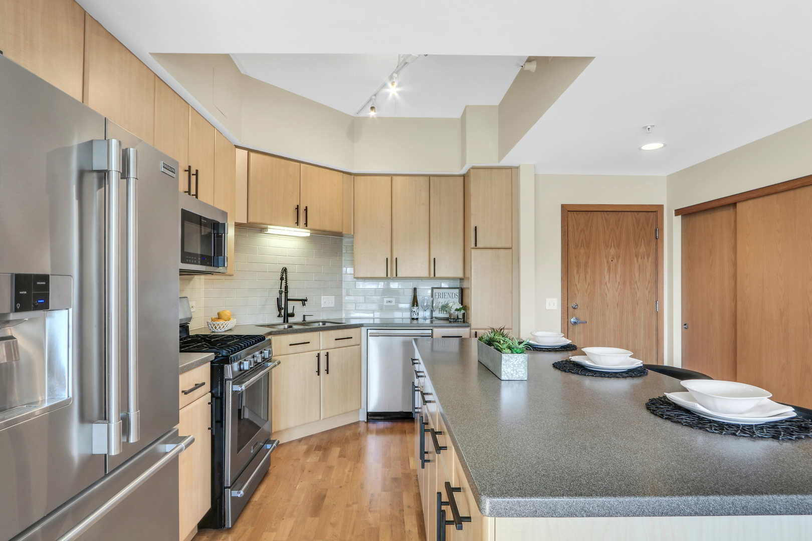 40 E Northwest Highway Unit: 217