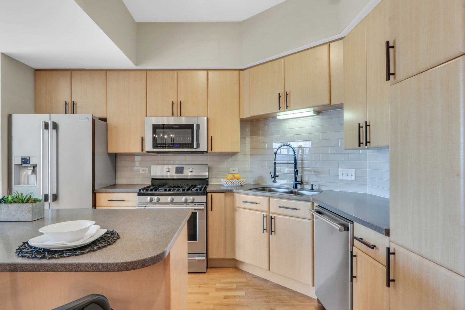 40 E Northwest Highway Unit: 217